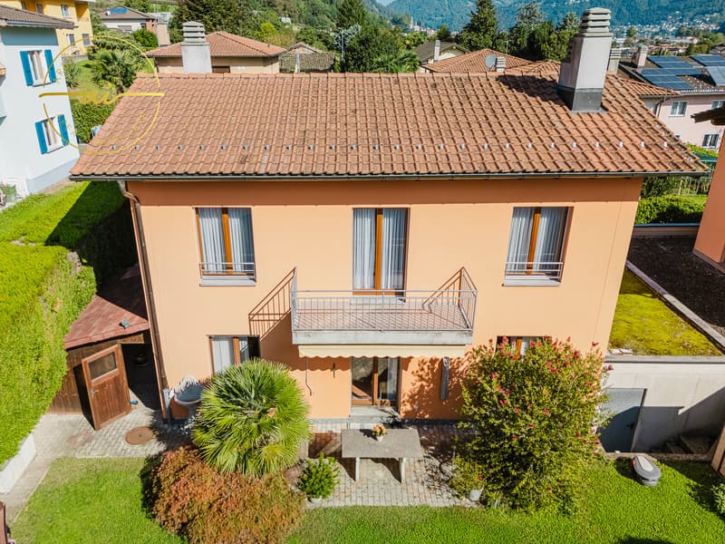 Belle maison avec jardin, à deux pas du lac de Riva San Vitale (6)