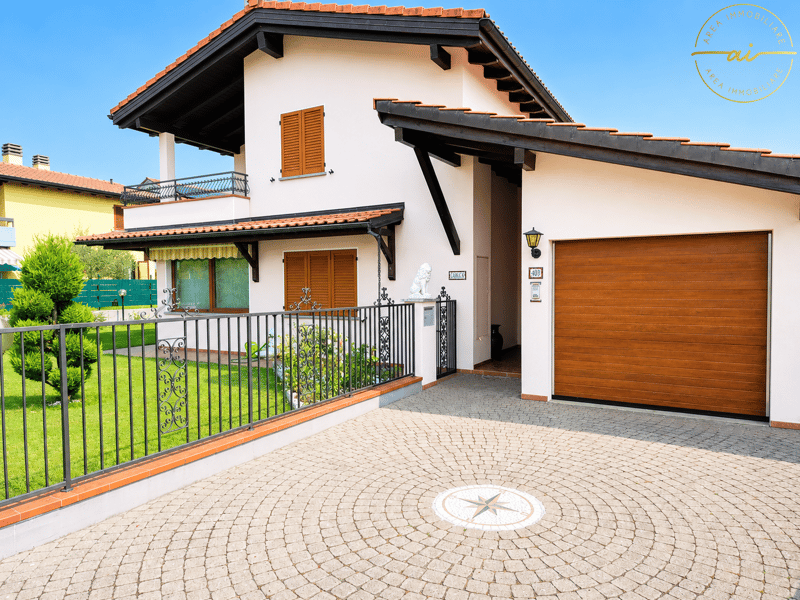 Geräumiges 5.5-Zimmer-Haus mit Garten in grüner Zone in Stabio (3)