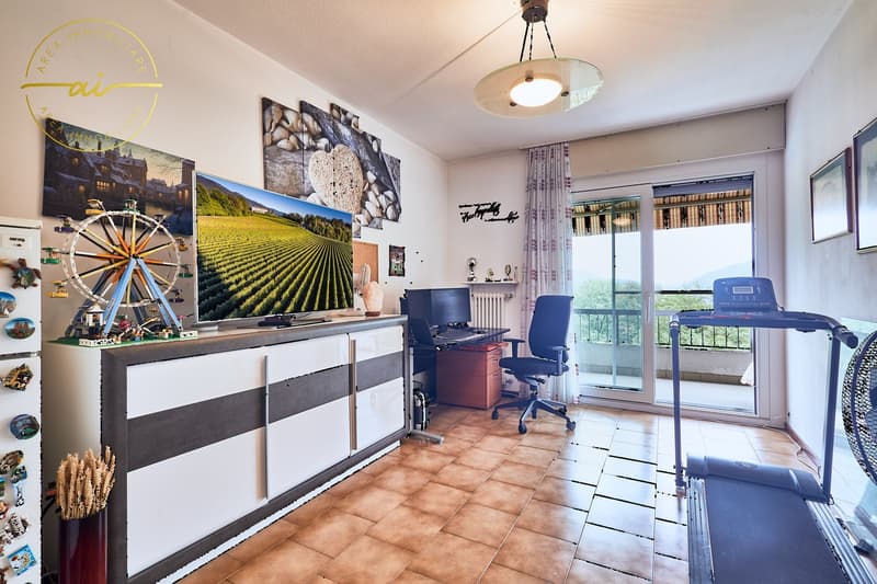 Maison spacieuse avec 3 unités d'habitation et jardin de 400 m² (17)