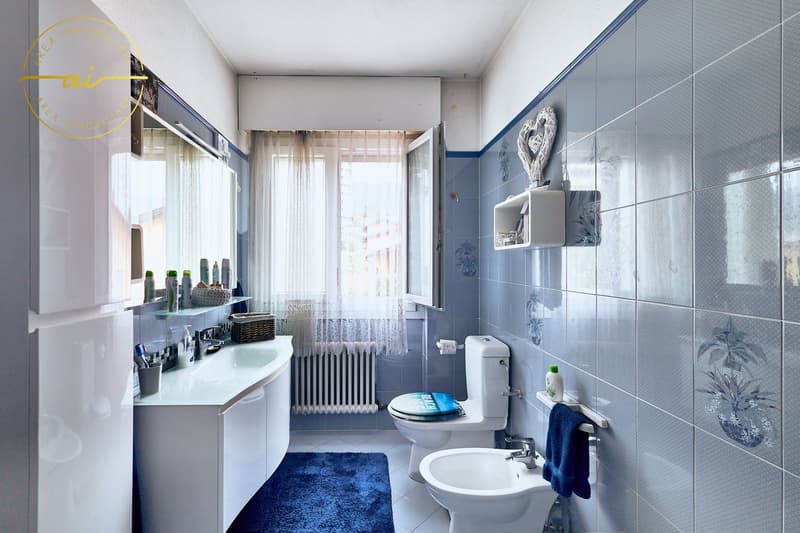 Maison spacieuse avec 3 unités d'habitation et jardin de 400 m² (20)