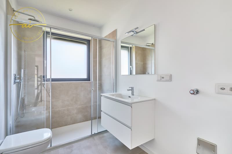 Neue 3.5-Zimmer-Wohnung mit Garten in Balerna N1 (9)