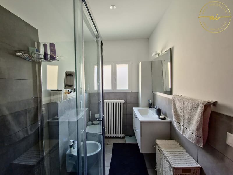 Modernes 3.5-Zimmer-Apartment in Morbio Inferiore (10)