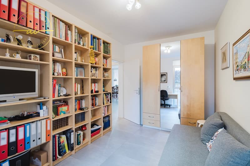 Komfortables 3.5-Zimmer-Apartment mit Garten in Lugano (13)
