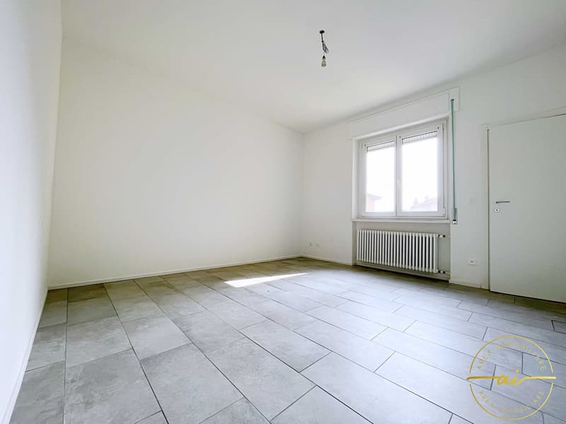 Modernes 2.5-Zimmer-Apartment in Morbio Inferiore (9)