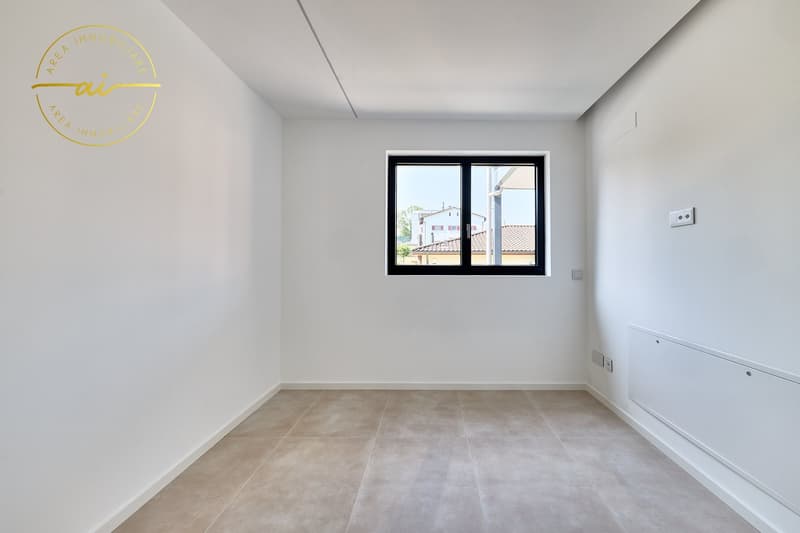 Neue 3.5-Zimmer-Wohnung mit Garten in Balerna N2 (5)