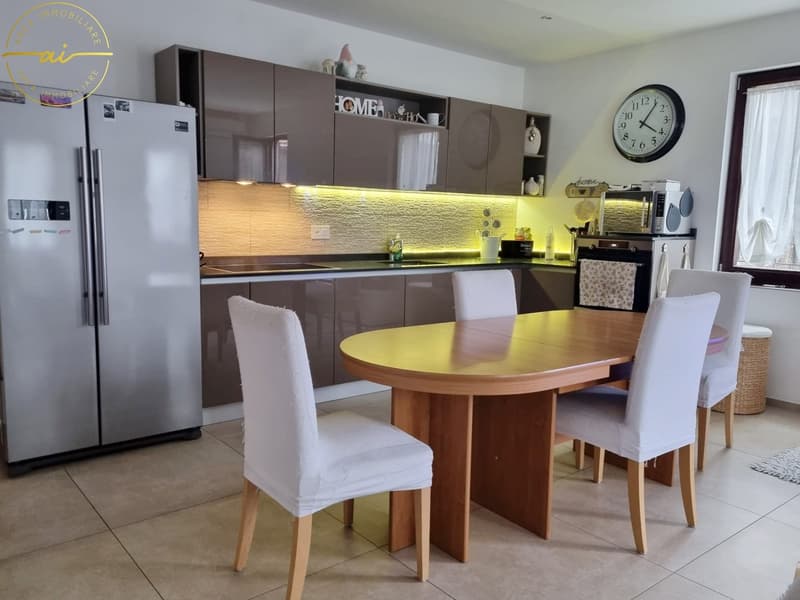 Modernes 3.5-Zimmer-Apartment im Kern von Coldrerio (1)