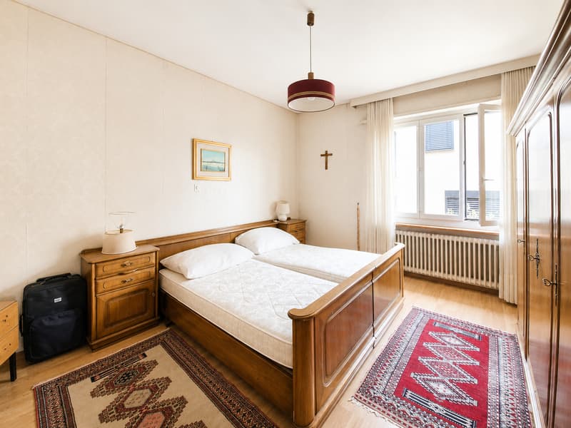 AMPIA VILLA DI 8 LOCALI CON GIARDINO PRIVATO A COLDRERIO (9)