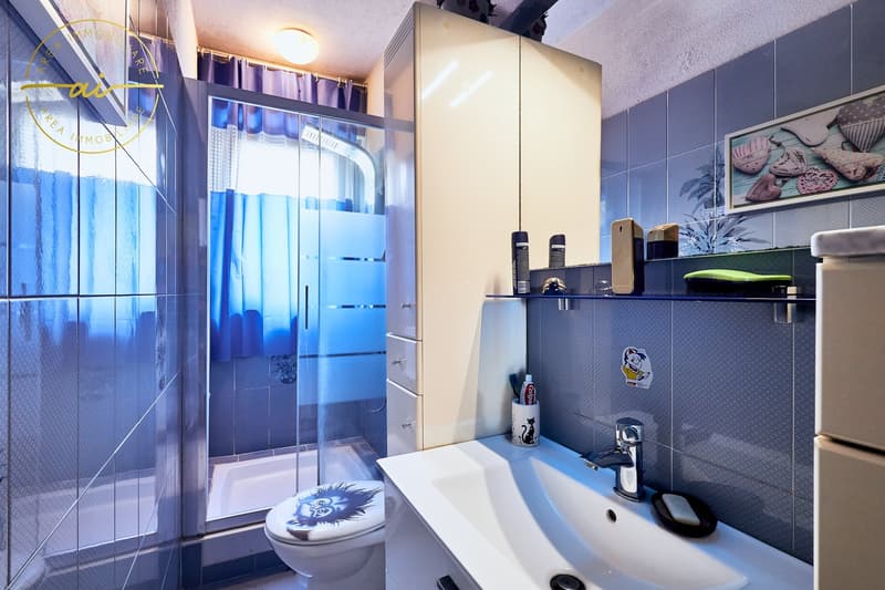 SPAZIOSA CASA CON 3 UNITÀ ABITATIVE E GIARDINO DI 400 MQ (22)