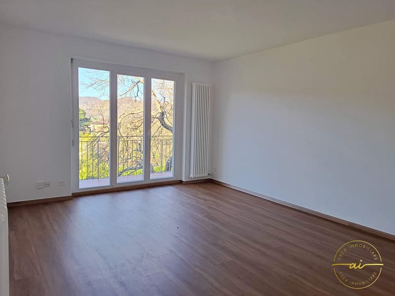 Wohnung 4.5 Zimmer mitten im Grünen (9)
