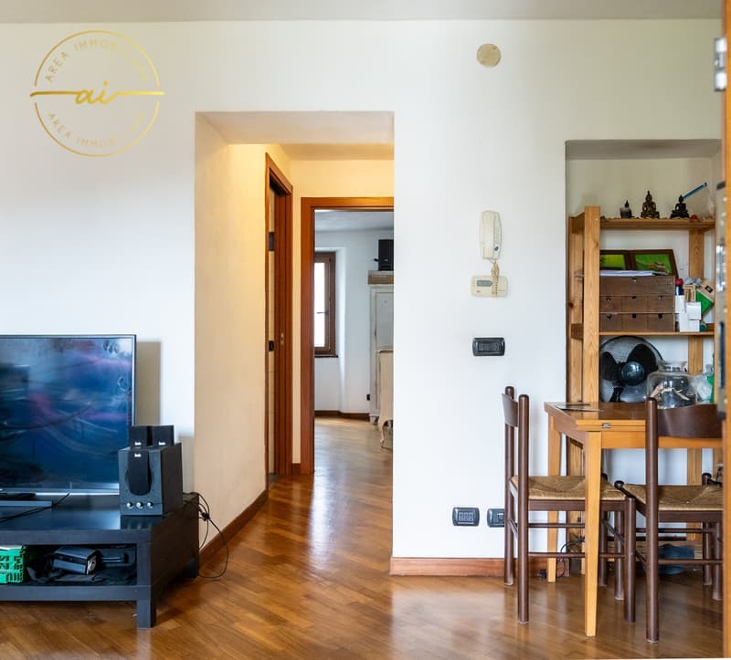 Casa plurifamiliare con 3 appartamenti in vendita, ideale anche come investimento (5)