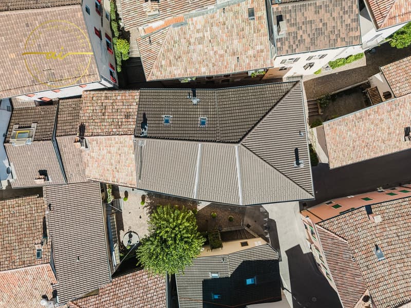 Prestiges Gebäude mit drei unabhängigen Wohnungen im Herzen von Vico Morcote (29)