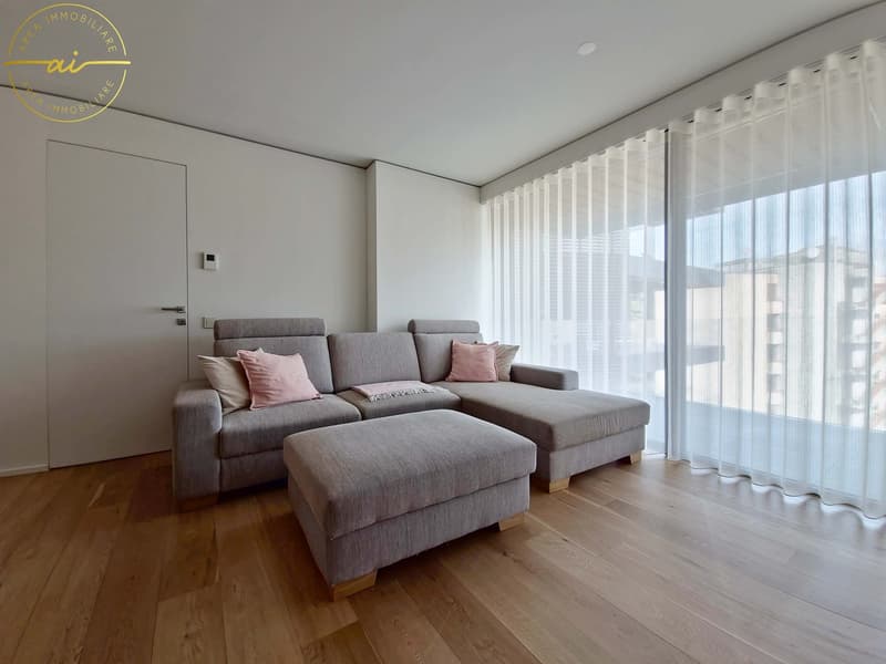 Elegante appartement 3.5 pièces avec terrasse et vue partielle sur le lac à Paradiso (4)