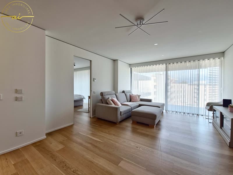 Elegante appartement 3.5 pièces avec terrasse et vue partielle sur le lac à Paradiso (2)