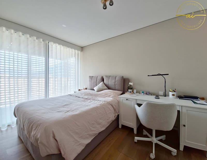 Elegante appartement 3.5 pièces avec terrasse et vue partielle sur le lac à Paradiso (12)
