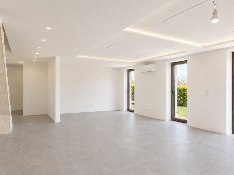 MODERNA CASA UNIFAMILIARE DI NUOVA COSTRUZIONE CON GIARDINO (1)