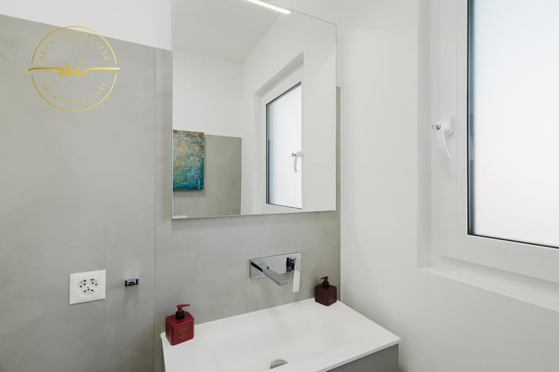 MODERNA VILLA UNIFAMILIARE CON GIARDINO A LIGORNETTO (15)