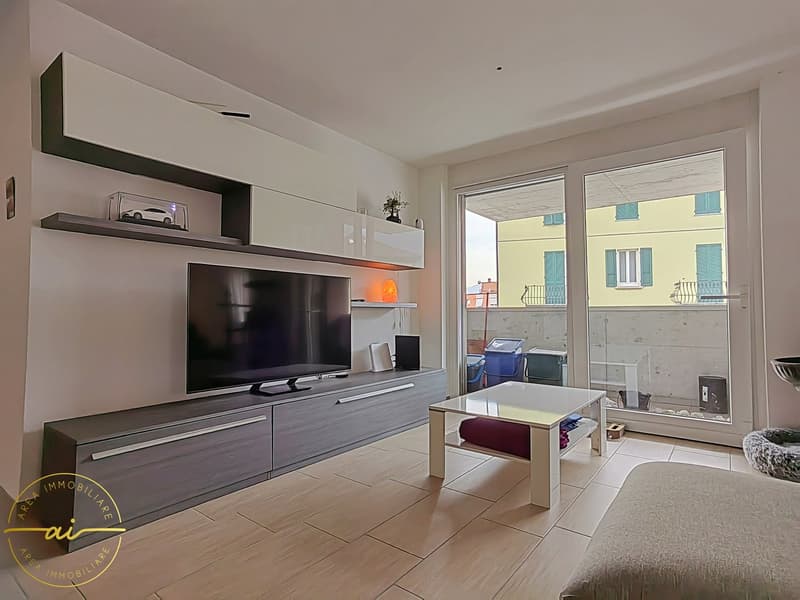 Moderno ed ampio appartamento 3.5 locali (4)