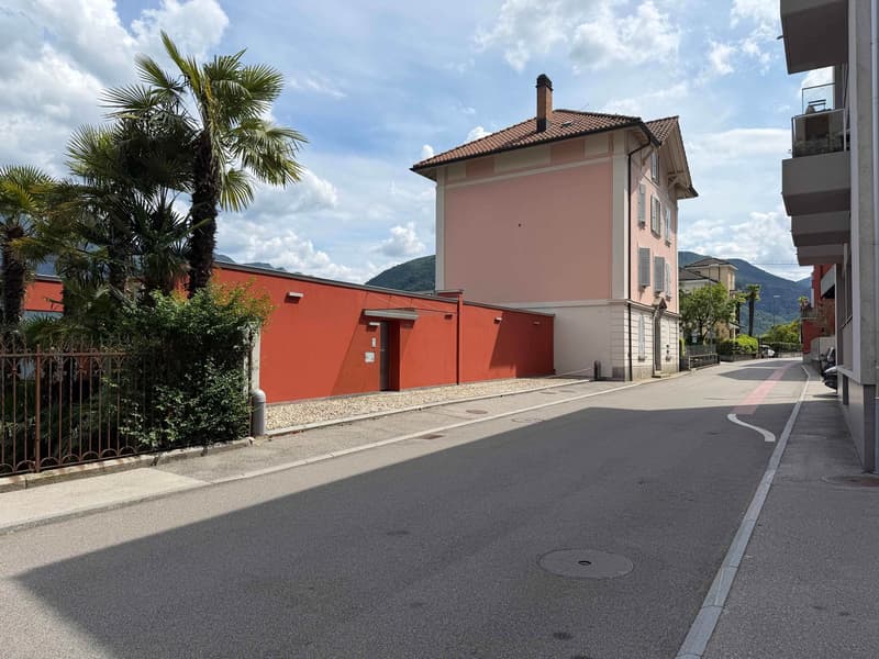 Accogliente appartamento di 1.5 locali fronte lago a Melide (8)