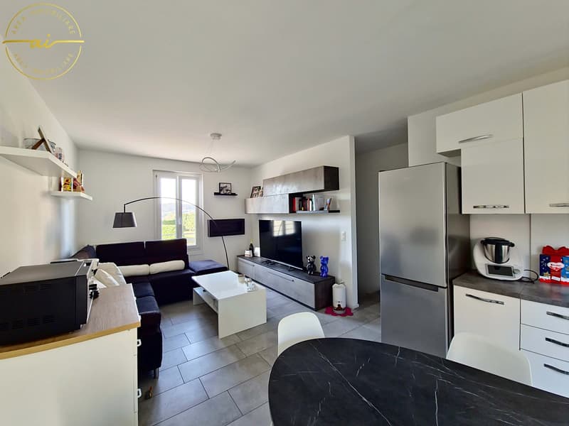 MODERNO APPARTAMENTO 3.5 LOCALI A MORBIO INFERIORE (1)