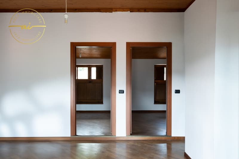 Casa plurifamiliare con 3 appartamenti in vendita, ideale anche come investimento (18)