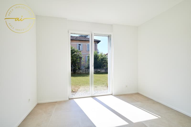 SPAZIOSO 4.5 LOCALI CON GIARDINO IN ELEGANTE RESIDENZA (22)