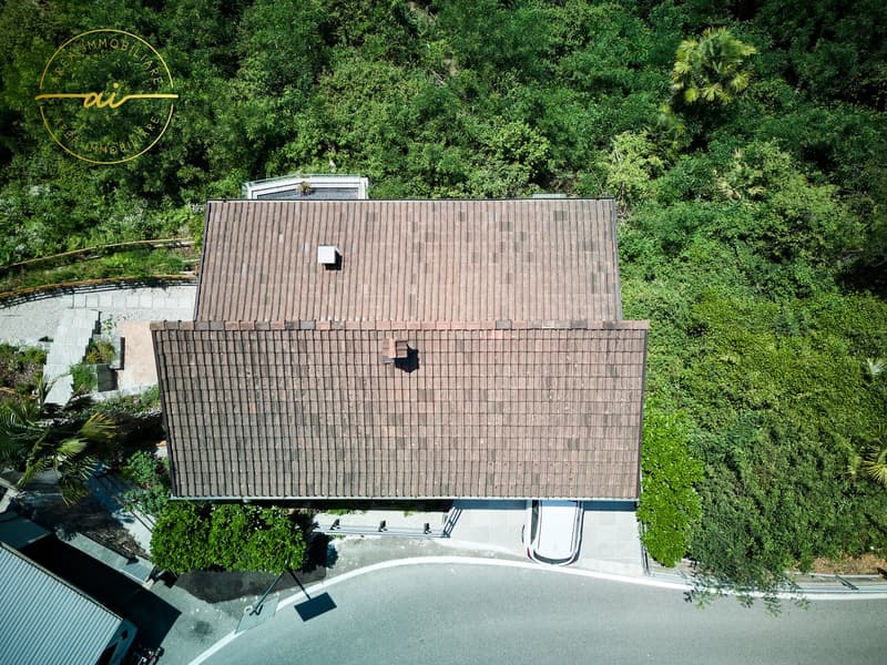 BELLA CASA INDIPENDENTE CON VISTA LAGO A ROVIO (26)