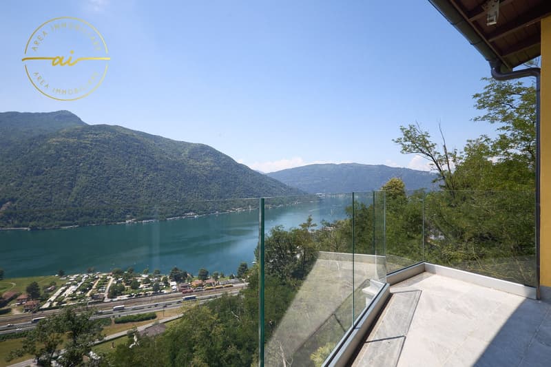 BELLA CASA INDIPENDENTE CON VISTA LAGO A ROVIO (15)