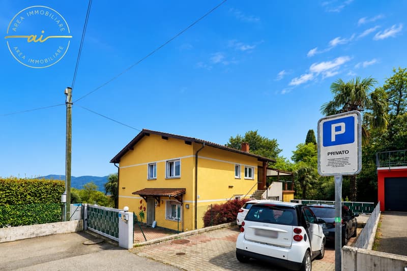 DUE APPARTAMENTI INDIPENDENTI CON AMPI SPAZI ESTERNI (14)