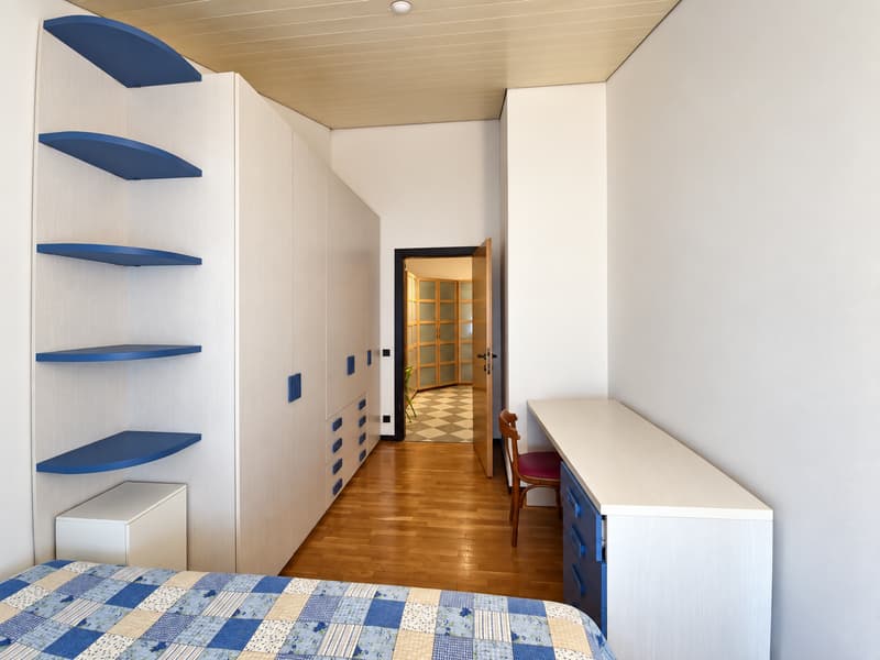 APPARTAMENTO DUPLEX DI 3.5 LOCALI NEL CUORE DI CHIASSO (10)