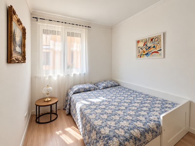 ACCOGLIENTE 4.5 LOCALI CON BALCONE E DOPPI SERVIZI A RIVERA (12)