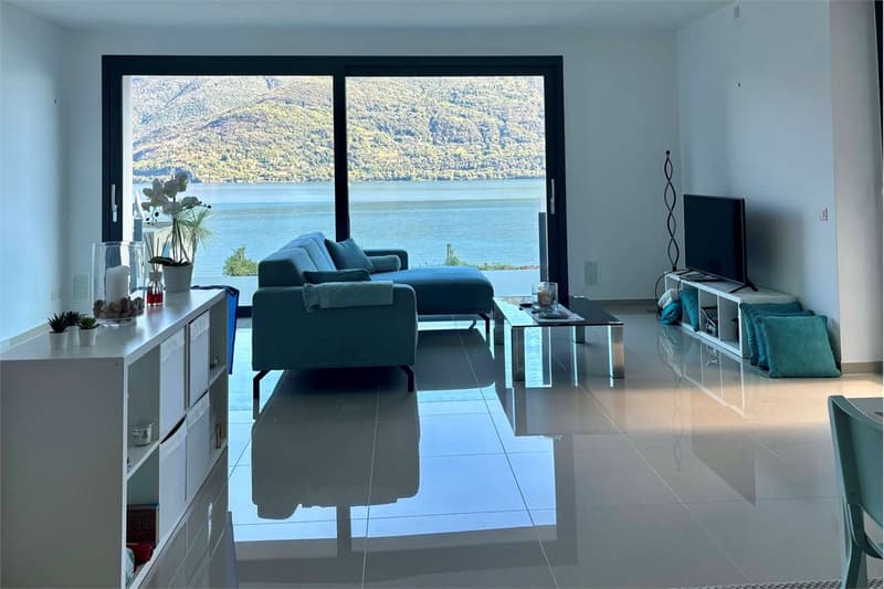 Exklusives Appartement mit atemberaubendem Blick auf den Lago Maggiore (3)