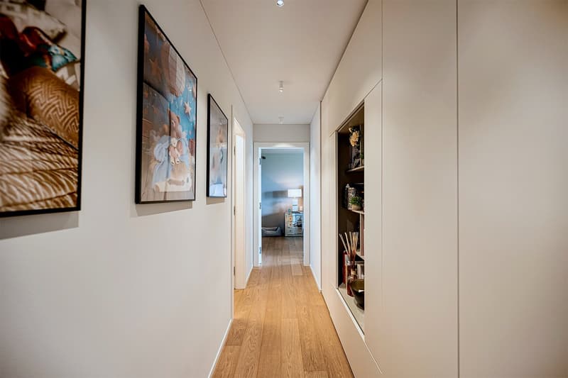 Modernes Apartment mit großer Terrasse und Seeblick (9)