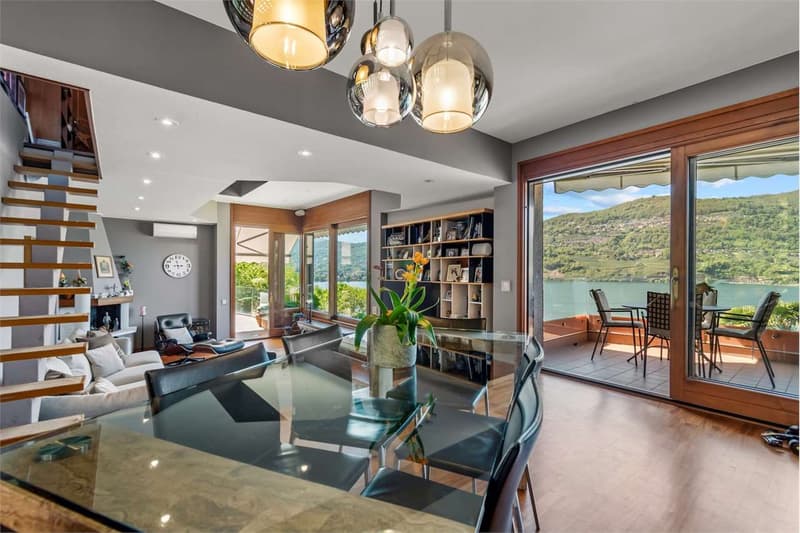 Exclusive villa with lake view, pool and dock (2)