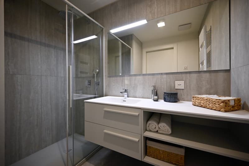 Villa moderne de nouvelle construction (29)