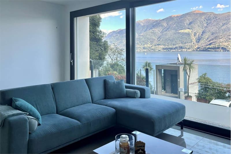 Esclusivo appartamento con vista mozzafiato sul Lago Maggiore (2)