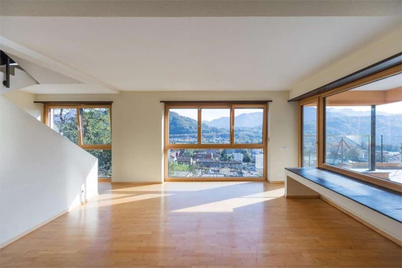 Villa unifamiliale exclusive avec vue sur le lac (7)