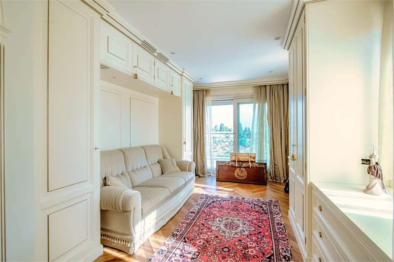 Villa unifamiliale avec piscine (5)