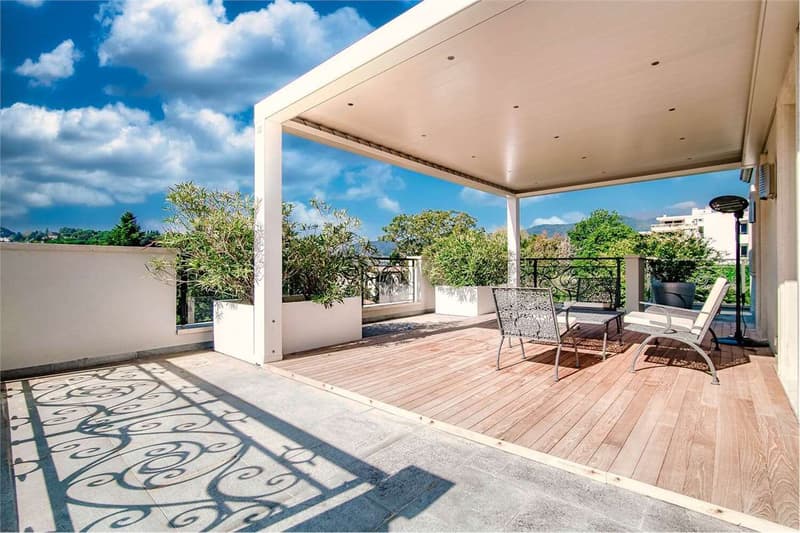 Villa unifamiliale avec piscine (3)