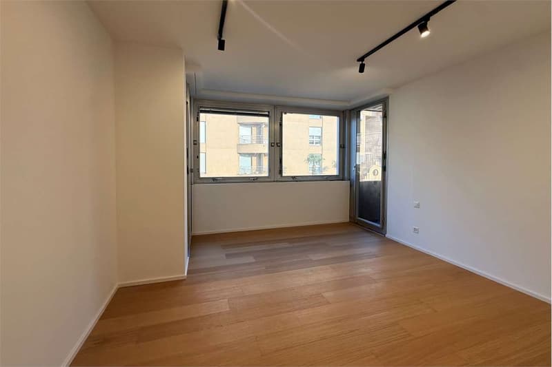 Elegantes 3.5-Zimmer-Wohnung, gerade renoviert (10)
