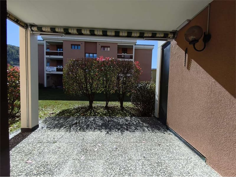 Caslano - Geräumige 3.5 Zimmer Wohnung im Erdgeschoss mit Garten - Zwei Schritte entfernt (10)