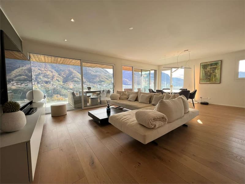 Elegantes 3,5-Zimmer-Wohnung mit Möbeln, Garten und Seeblick (2)