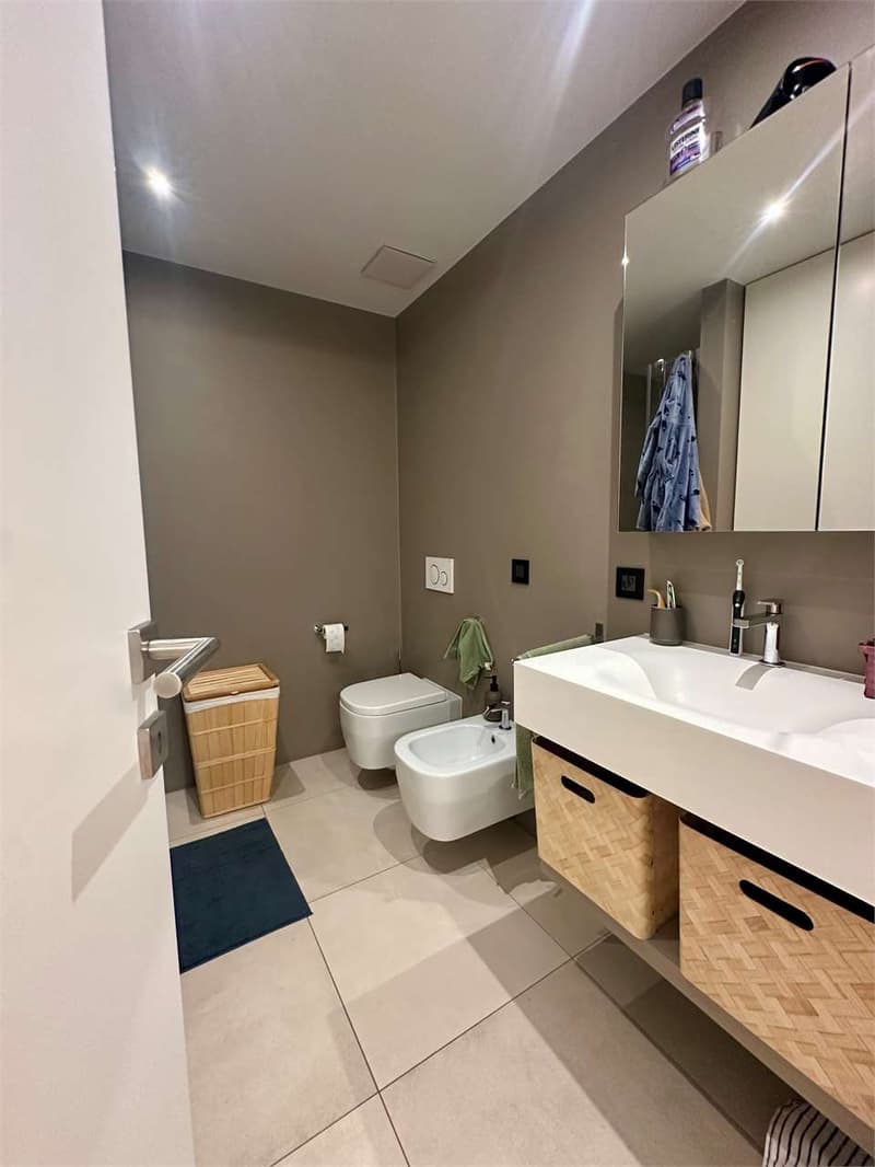Moderno appartamento con terrazzo vicino al centro (6)