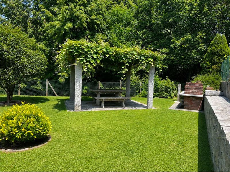 Luminoso app. con giardino e palestra condominiale (1)