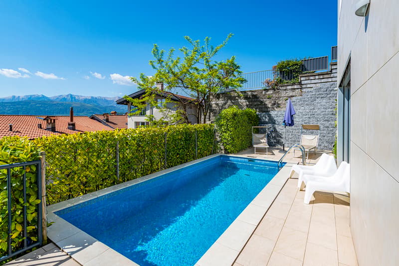 MODERNA VILLA IN POSIZIONE DOMINANTE A LUGANO (6)