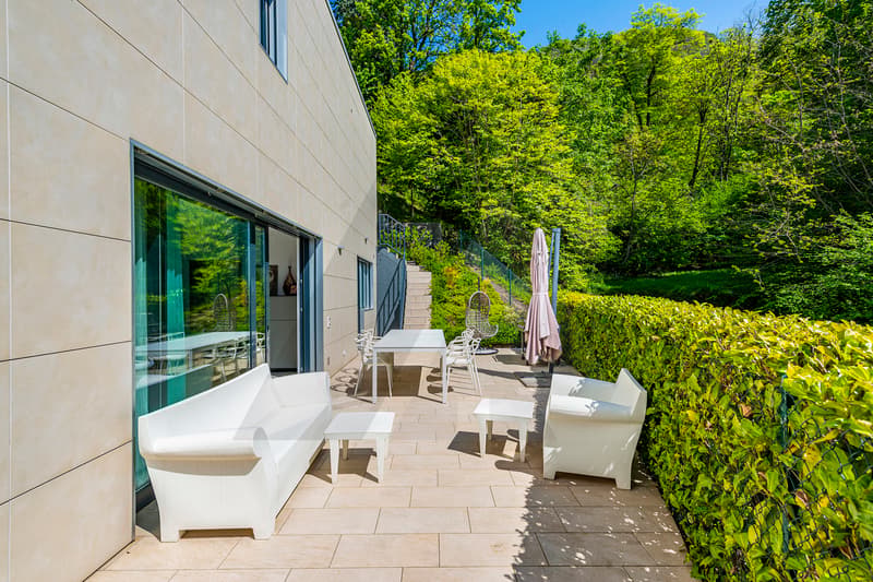 MODERNA VILLA IN POSIZIONE DOMINANTE A LUGANO (7)