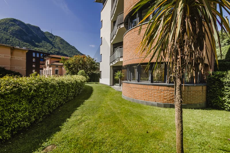 APPARTAMENTO CON GIARDINO IN POSIZIONE CENTRALE (2)