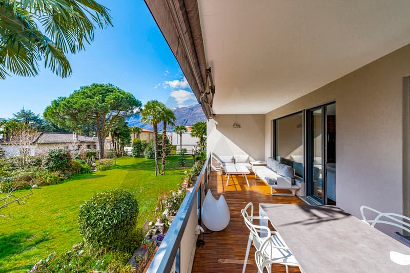 APPARTAMENTO CON MOBILI DI DESIGN INCLUSI, PISCINA E FITNESS (4)