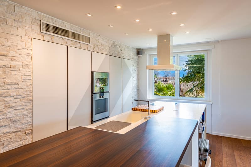 APPARTAMENTO CON MOBILI DI DESIGN INCLUSI, PISCINA E FITNESS (6)