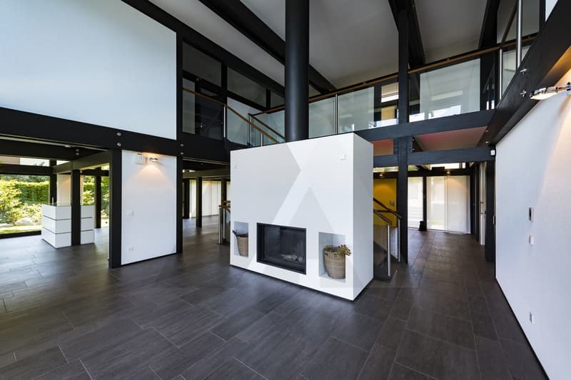 MODERNA VILLA CON TERRENO EDIFICABILE (12)