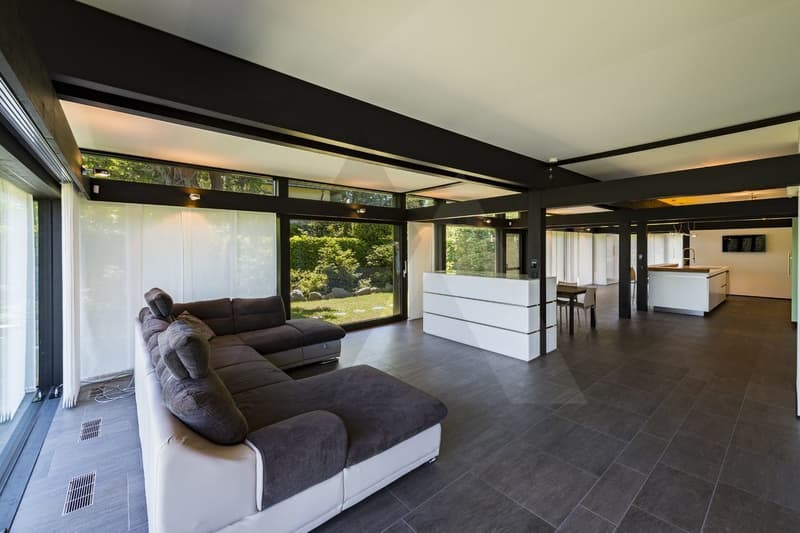 MODERNA VILLA CON TERRENO EDIFICABILE (11)